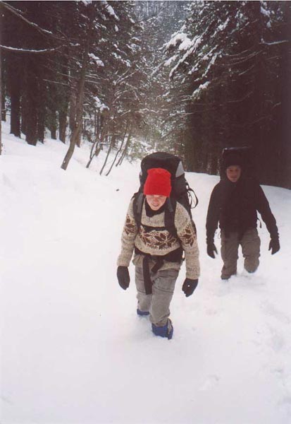 Aufstieg in die Berge, 1m Schnee